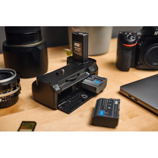 Battery Pack Newell MB-D780 do Nikon