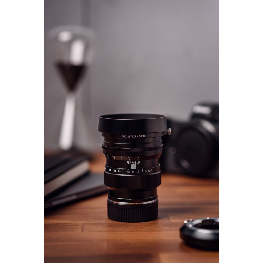 Obiektyw Voigtlander Nokton 75 mm f/1,5 do Leica M - czarny