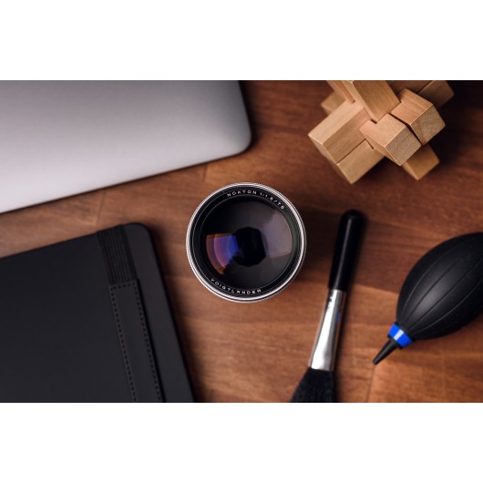 Obiektyw Voigtlander Nokton 75 mm f/1,5 do Leica M - srebrny