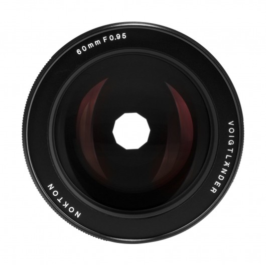 Obiektyw Voigtlander Nokton 60 mm f/0,95 do Micro 4/3
