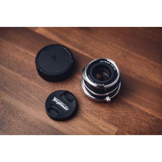 Obiektyw Voigtlander Ultron 35 mm f/2,0 do Leica M