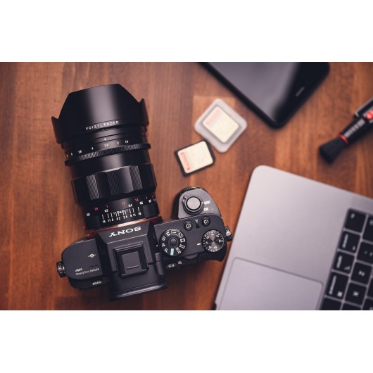 Obiektyw Voigtlander Nokton 21 mm f/1,4 do Sony E