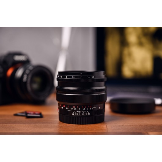 Obiektyw Voigtlander Nokton SE 40 mm f/1,2 do Sony E