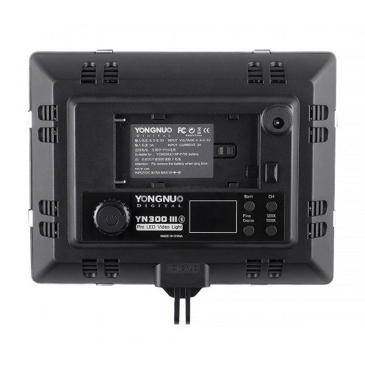 Lampa LED Yongnuo YN300 III - WB (5500 K)