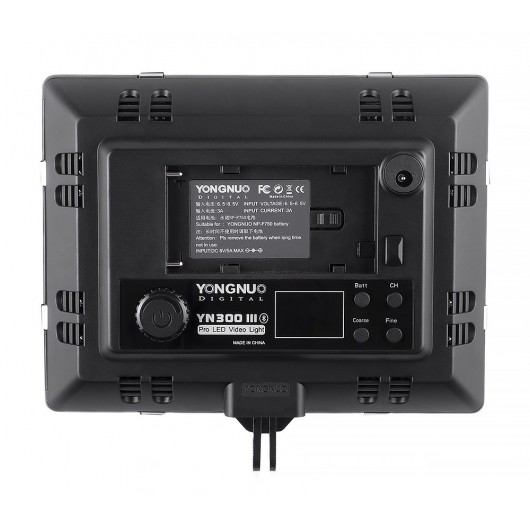 Lampa LED Yongnuo YN300 III - WB (3200 K - 5500 K)