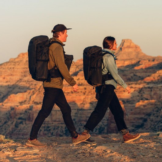 Plecak trekkingowy Wandrd Fernweh S/M 50 l - czarny