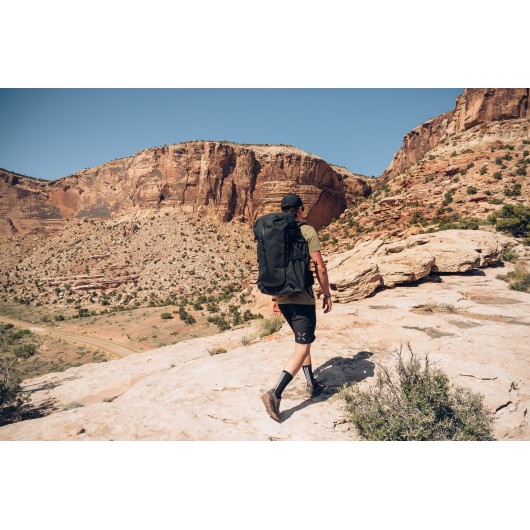 Plecak trekkingowy Wandrd Fernweh S/M 50 l - czarny