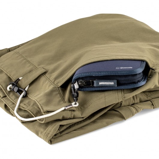 Shimoda Passport Wallet - portfel na dokumenty