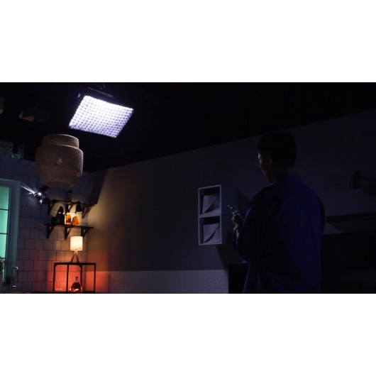 Lampa LED Aputure Nova P300c Kit