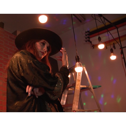 Żarówka LED Aputure Accent B7c