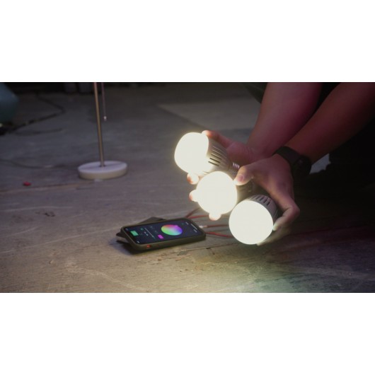 Żarówka LED Aputure Accent B7c