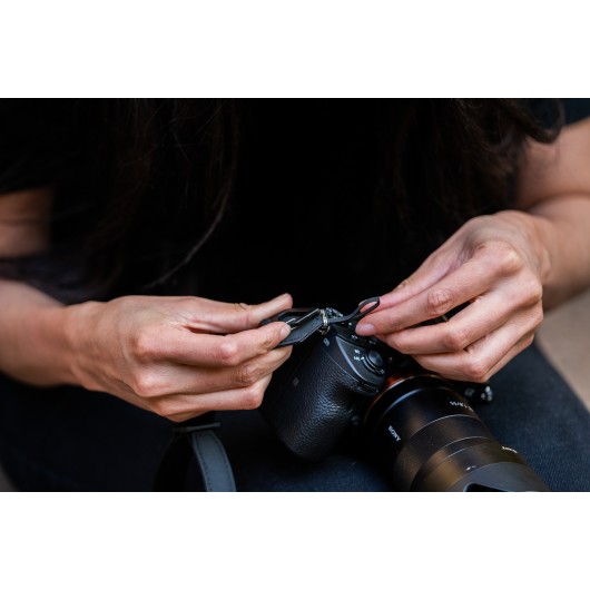 Pasek nadgarstkowy do aparatu Wandrd Wrist Strap