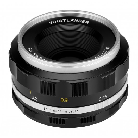 Obiektyw Voigtlander Ultron SL IIs 40 mm f/2,0 do Nikon F - srebrny