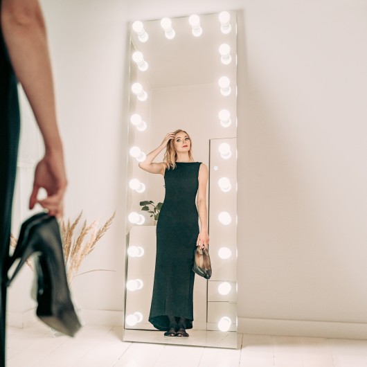 Lustro do makijażu Humanas HS-HM06 z oświetleniem LED