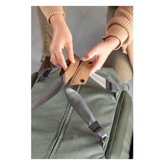 Torba Peak Design Travel Duffel 65L Sage – szarozielona