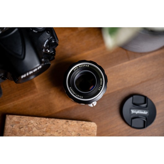 Obiektyw Voigtlander APO Skopar SL IIs 90 mm f/2,8 do Nikon F - srebrny