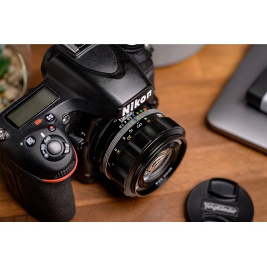 Obiektyw Voigtlander APO Skopar SL IIs 90 mm f/2,8 do Nikon F - czarny