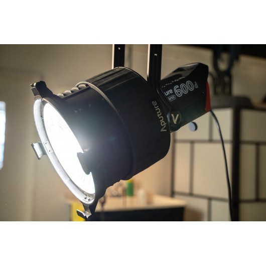 Lampa LED Aputure Light Storm LS 600d - V-mount
