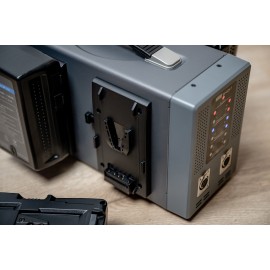 Ładowarka czterokanałowa Newell BP-4CHT do akumulatorów V-mount 2