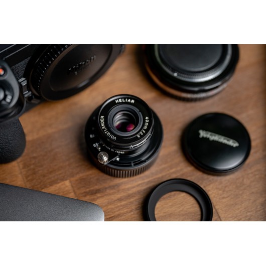 Obiektyw Voigtlander Heliar 40 mm f/2,8 do Leica M - czarny