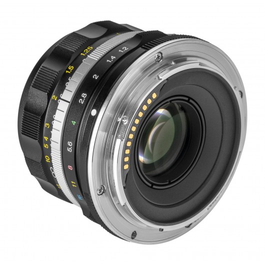 Obiektyw Voigtlander Nokton D35 mm f/1,2 do Nikon Z