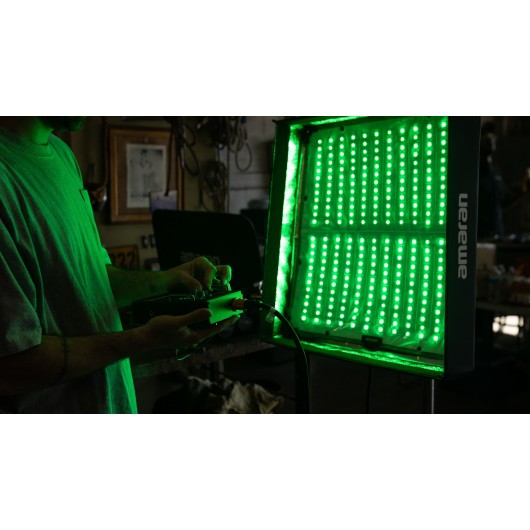 Lampa LED Amaran F22c - V-mount