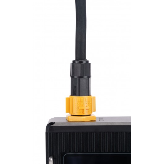 Lampa LED Amaran F22x - V-mount