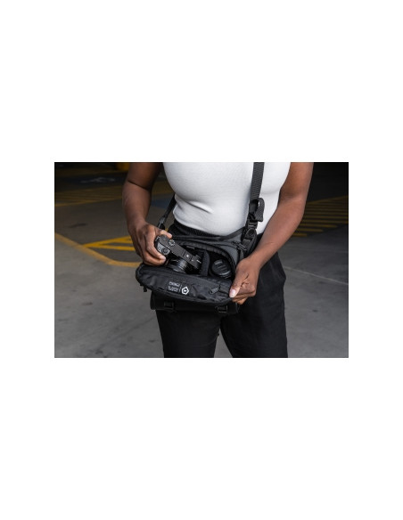 Torba fotograficzna Wandrd Rogue Sling 3 l - granatowa