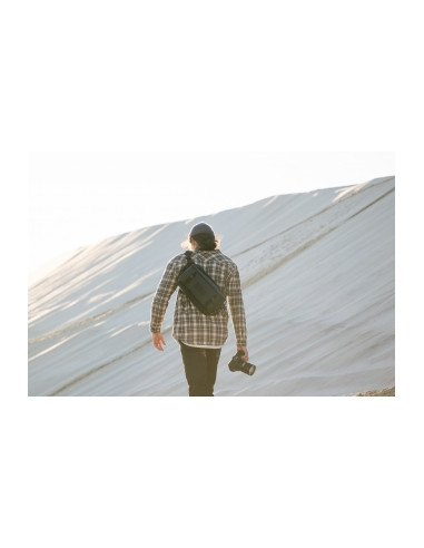 Torba fotograficzna Wandrd Rogue Sling 9 l - granatowa