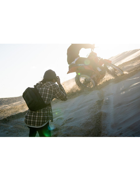 Torba fotograficzna Wandrd Rogue Sling 9 l - pomarańczowa