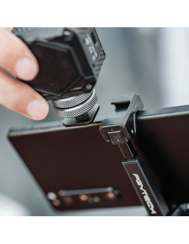 Uchwyt na smartfona PGYTECH uniwersalny 1/4"...