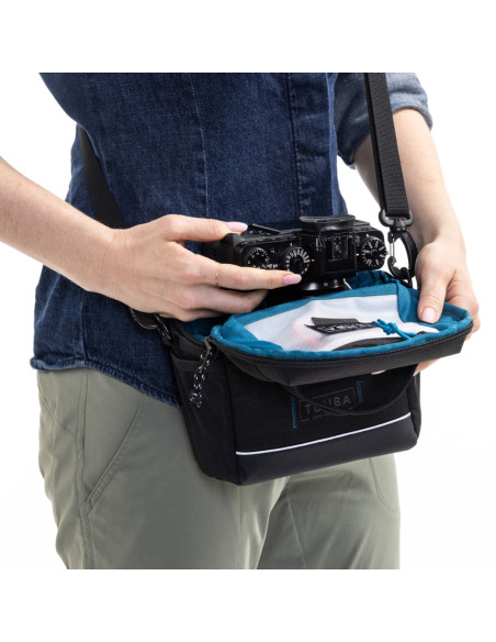 Tenba Skyline v2 7 Shoulder Bag czarna