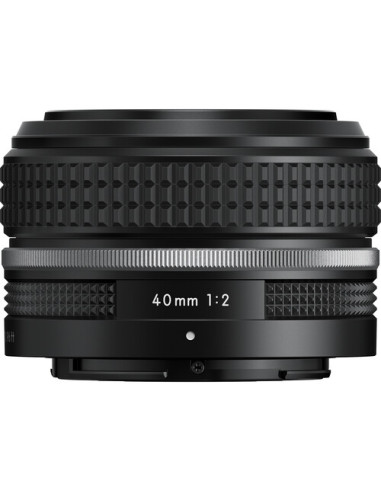 Nikon Z f + Nikkor Z 40 mm f/2 (SE) aparat...