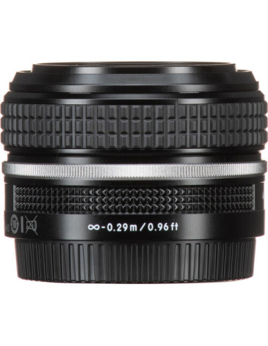 Nikon Z f + Nikkor Z 40 mm f/2 (SE) aparat...