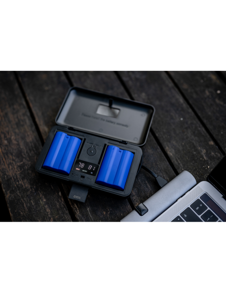 Ładowarka dwukanałowa Newell LCD-PB-SD do akumulatorów EN-EL14 do Nikon