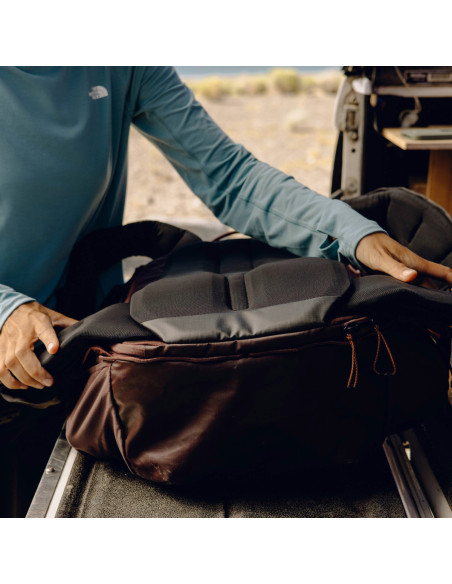 Peak Design Outdoor Backpack 45L plecak ciemny fiolet.