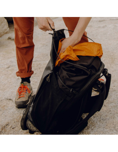 Peak Design Outdoor Backpack 25L plecak czarny.