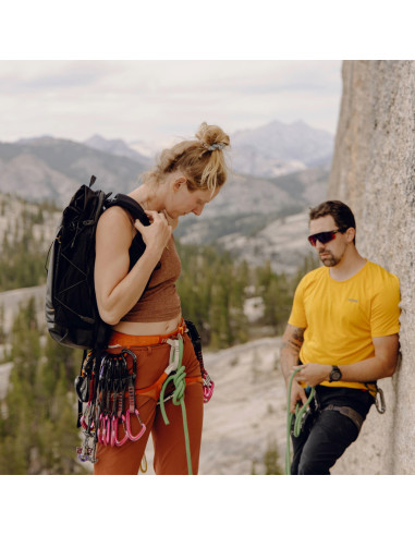 Peak Design Outdoor Backpack 25L plecak czarny.