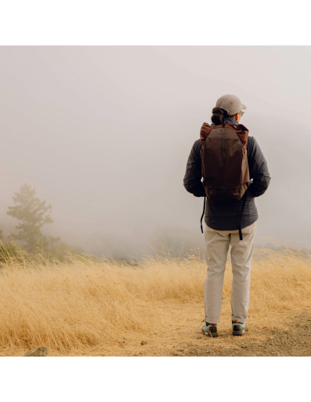 Peak Design Outdoor Backpack 25L plecak ciemny fiolet.