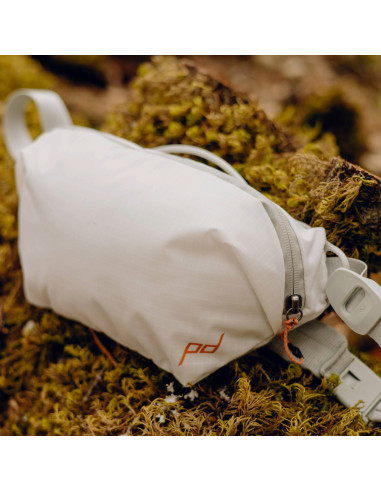 Peak Design Outdoor Sling 2L torba biała.