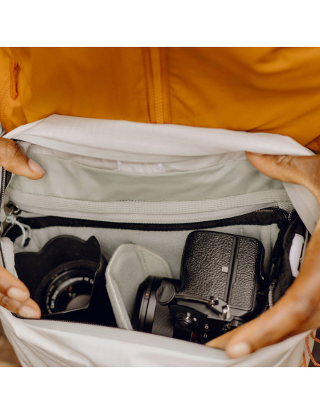 Peak Design Outdoor Sling 7L torba biała .