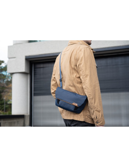 Peak Design Field Pouch Midnight v2 - Niebieski, z paskiem