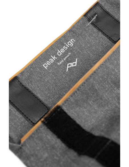 Peak Design Field Pouch Charcoal v2 - Grafitowy, z paskiem