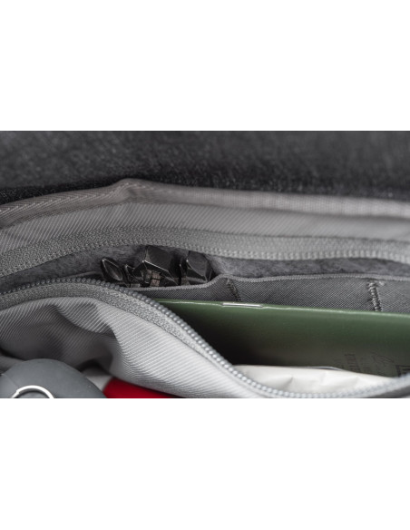 Peak Design Field Pouch Charcoal v2 - Grafitowy, z paskiem