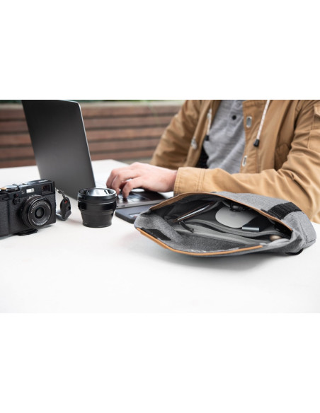 Peak Design Field Pouch Charcoal v2 - Grafitowy, z paskiem