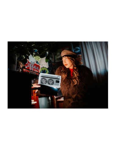 Lampa LED Newell Arya RGB 40 W