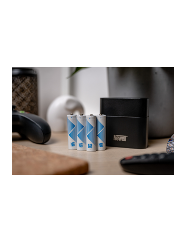 Ładowarka 4-kanałowa Newell do akumulatorów...