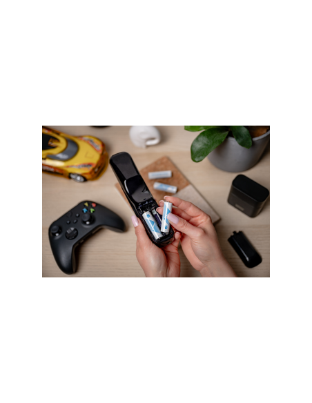 Ładowarka 4-kanałowa Newell do akumulatorów Li-ion + 4 akumulatory Li-ion AA 2200 mAh