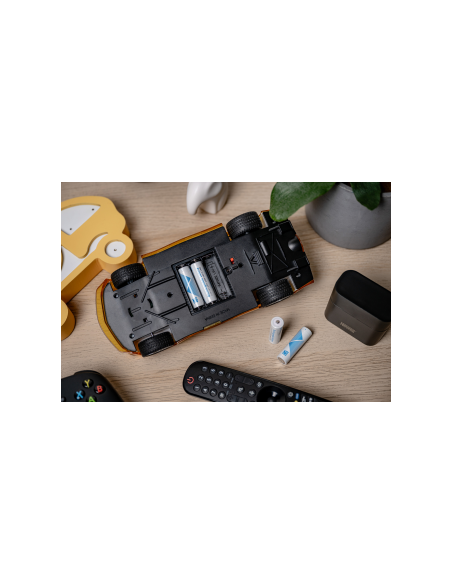 Ładowarka 4-kanałowa Newell do akumulatorów Li-ion + 4 akumulatory Li-ion AA 2200 mAh