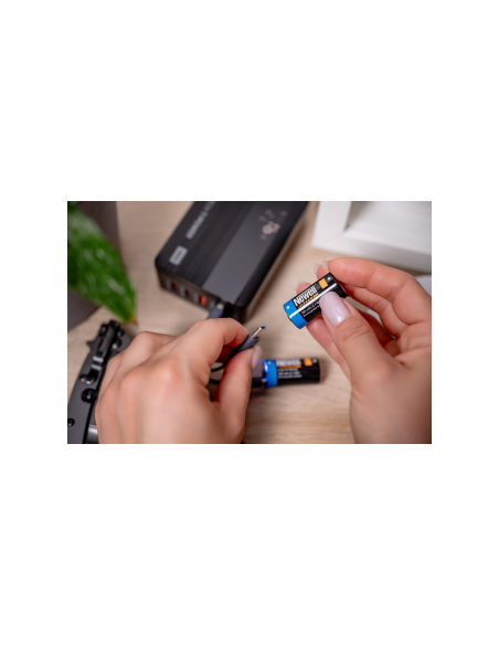 Akumulator Newell CR123A USB-C 700 mAh 2 szt. blister